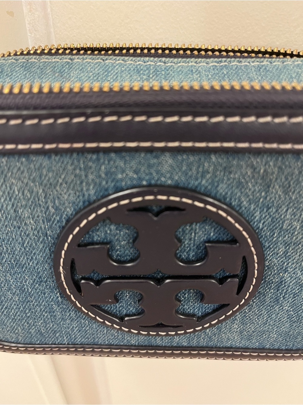 Tory Burch Mini Miller Denim Crossbody Bag Navy Leather Trim Logo Strap - Picture 12 of 12